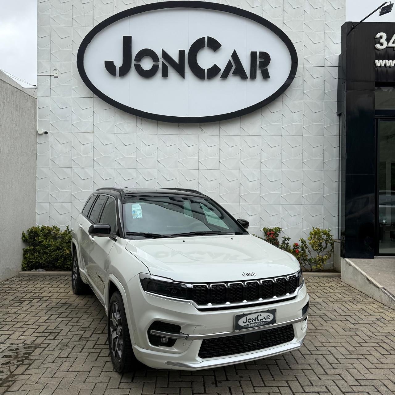 JEEP COMMANDER OVERLAND 1.3 T270 AUT 7 LUGARES