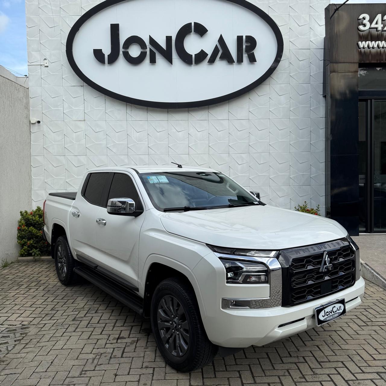 MITSUBISHI TRITON HPE 2.4 AUT 4X4